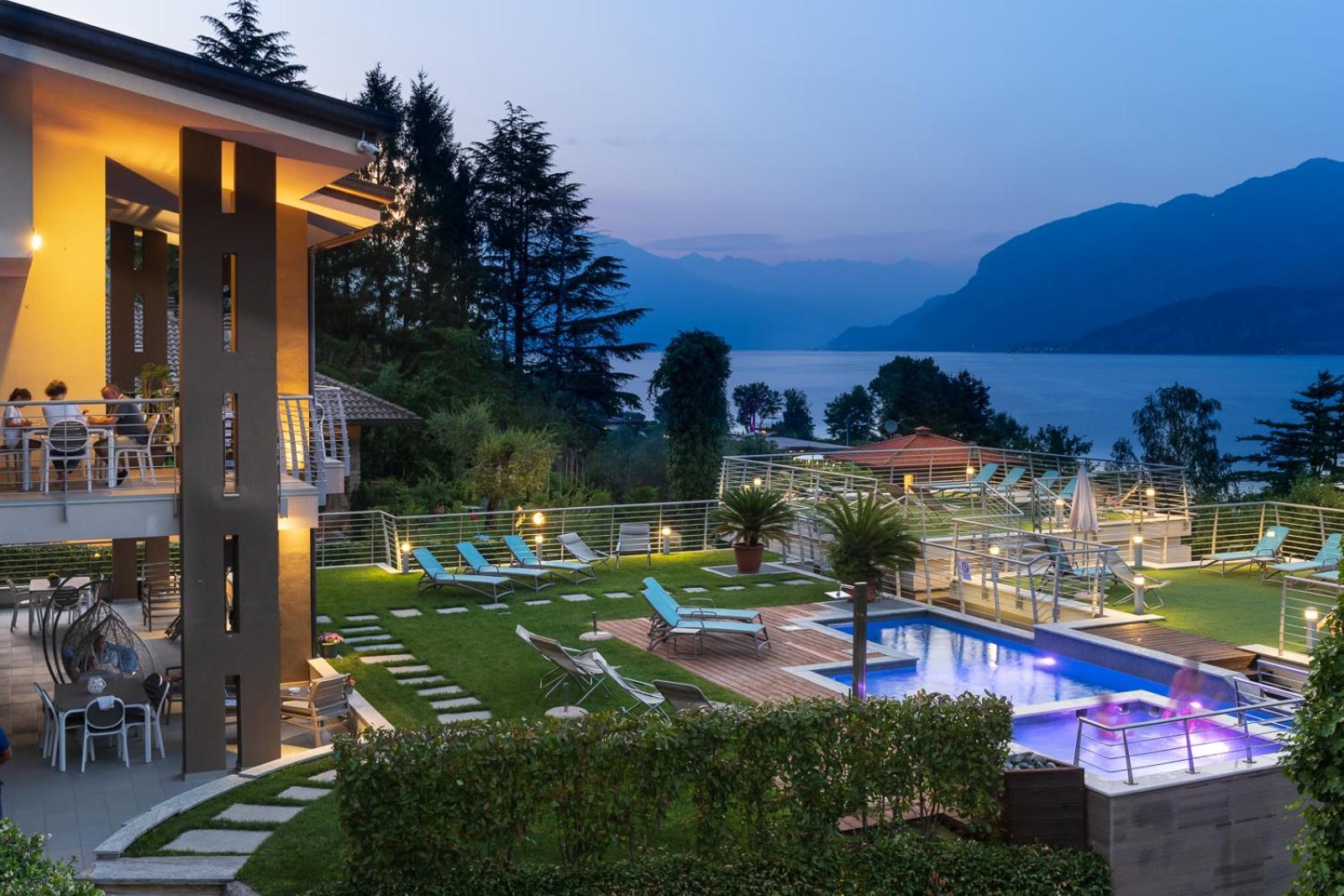 Bellagio Village- 4 Apartments By The Lake - Seasonal Warm Pool And Sauna Oliveto Lario Eksteriør billede
