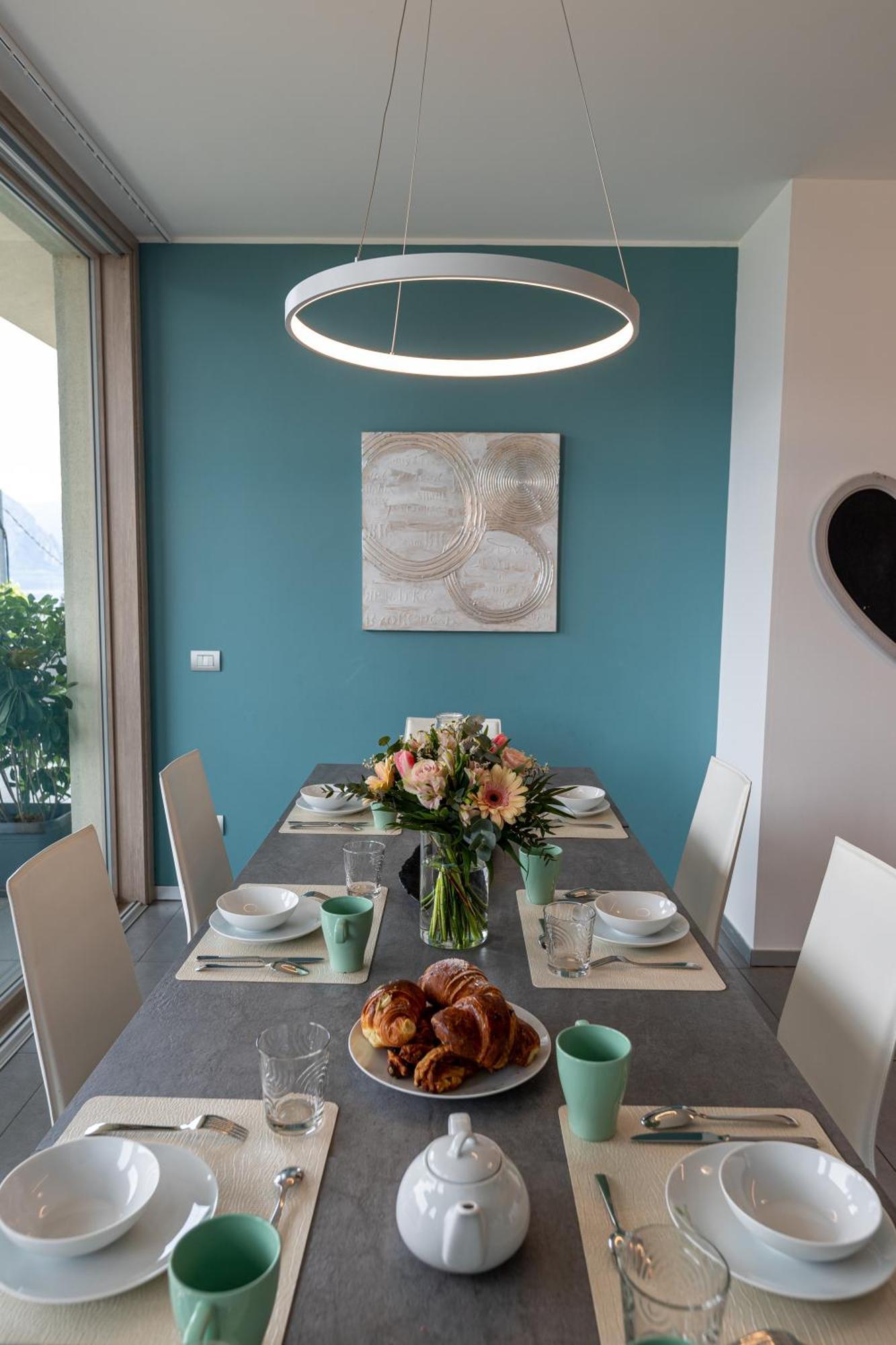 Bellagio Village- 4 Apartments By The Lake - Seasonal Warm Pool And Sauna Oliveto Lario Eksteriør billede